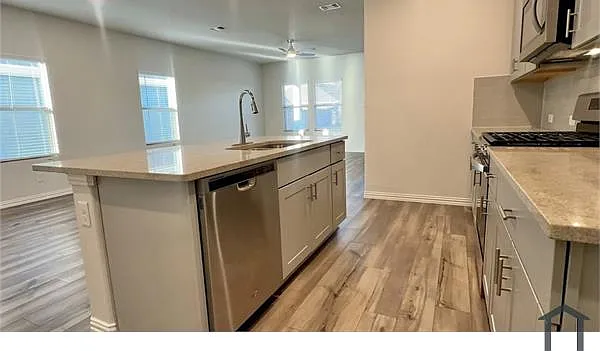 1801 Ash Oak Ln — Photo 10