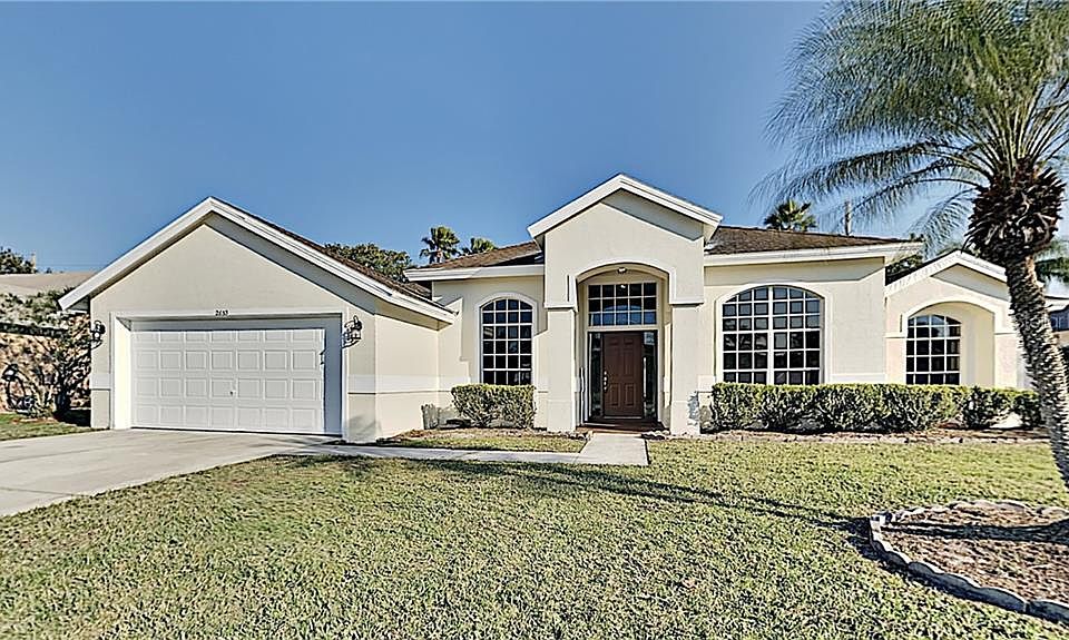1st image of 2653 Hawthorne Ln