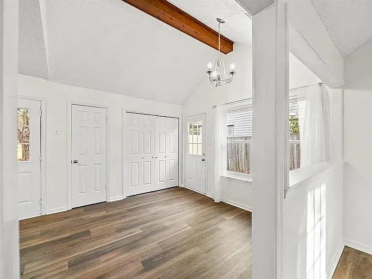 3 bed, 1110 sqft, $1,500 — Photo 4