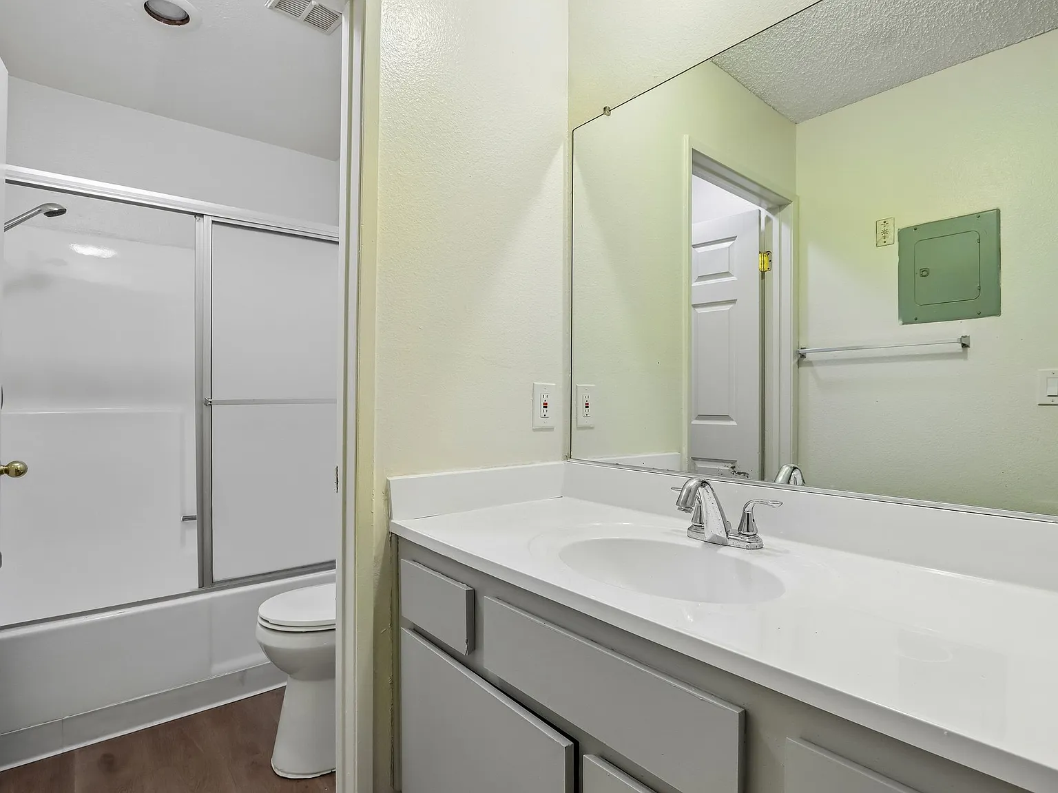 10210 Mountair Ave., Tujunga — Photo 4