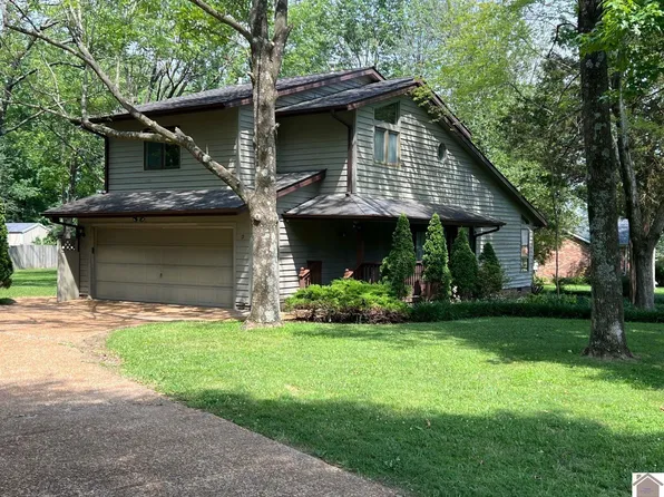 825 Christa Dr, Paducah, KY 42003