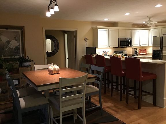 2nd image of 4428 E Harbors Edge Dr