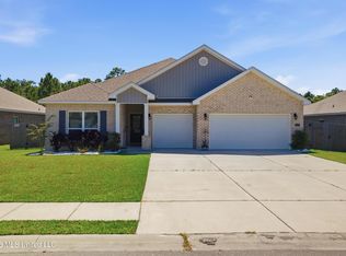 7237 Barley Dr, Ocean Springs, MS 39564