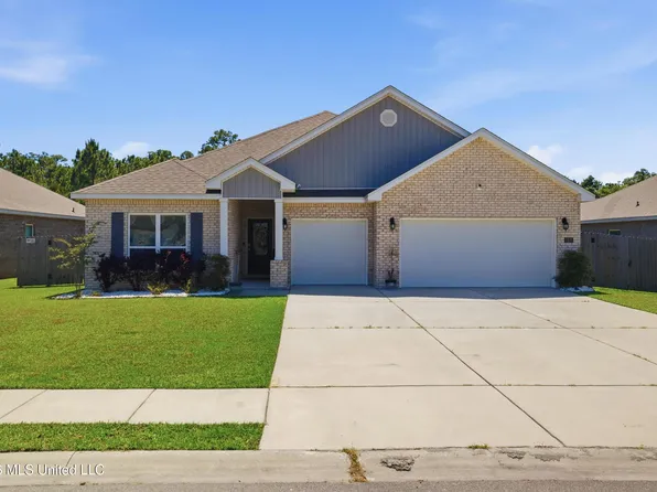 7237 Barley Dr, Ocean Springs, MS 39564