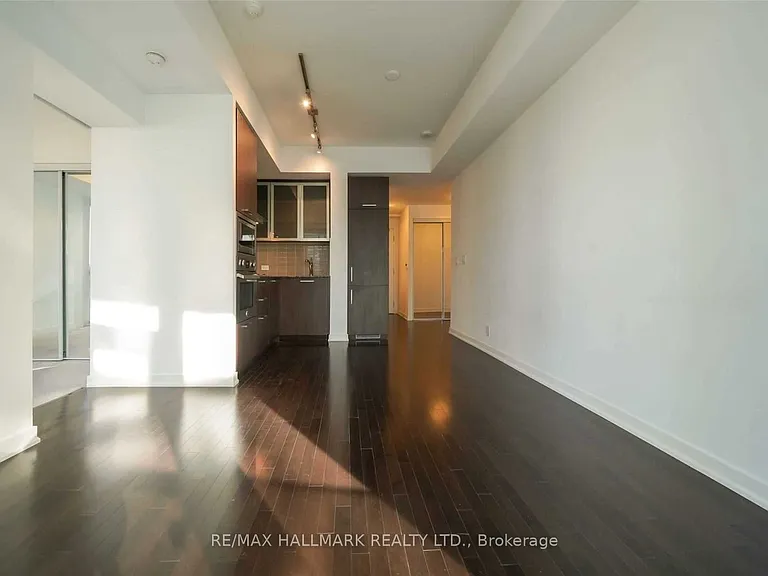 14 York St #2810 — Photo 4