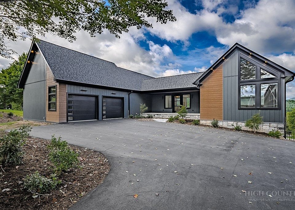 1st image of 121 Charter Court