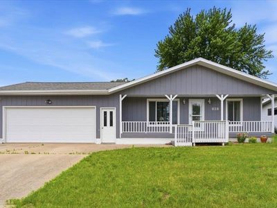 818 Sycamore St, Janesville, IA, 50647