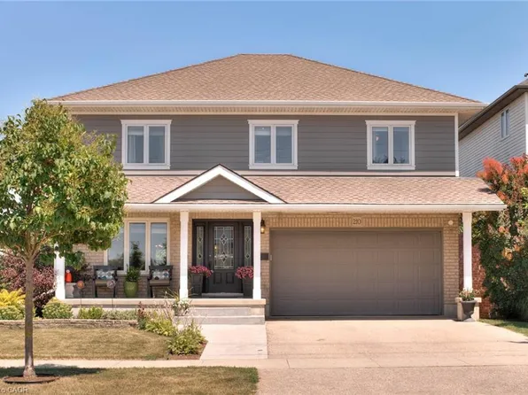 210 1st St W, Woolwich, ON N3B 3P7