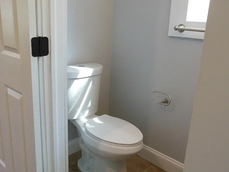 93 Hillside Ave — Photo 6