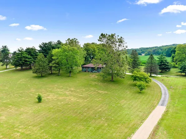 516 State Route 26, Lacon, IL 61540