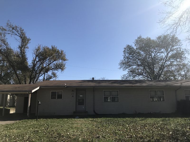 2nd image of 6708 SW Fairdale Dr
