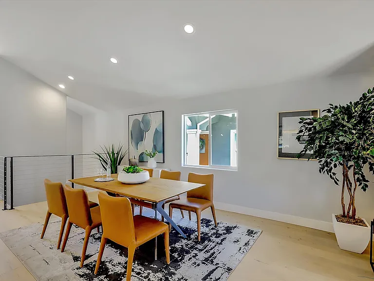 914 Everett Ave — Photo 12