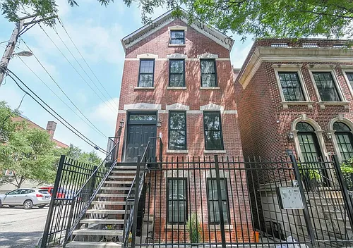 1837 N Wolcott Ave #1 Photo 1
