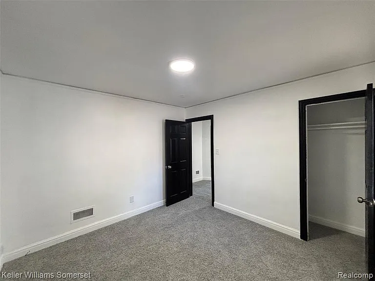 14800 Woodmont Ave — Photo 15