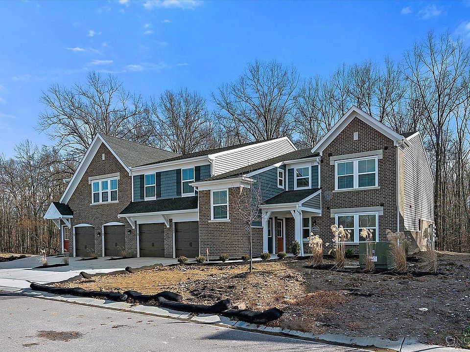 1st image of 5884 Parkview Ln #302