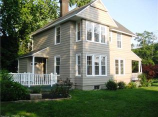 83 Maple St, Branford, CT 06405