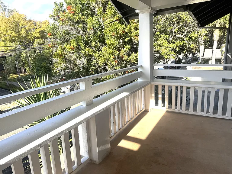 1536 Chapala St #1536 — Photo 7