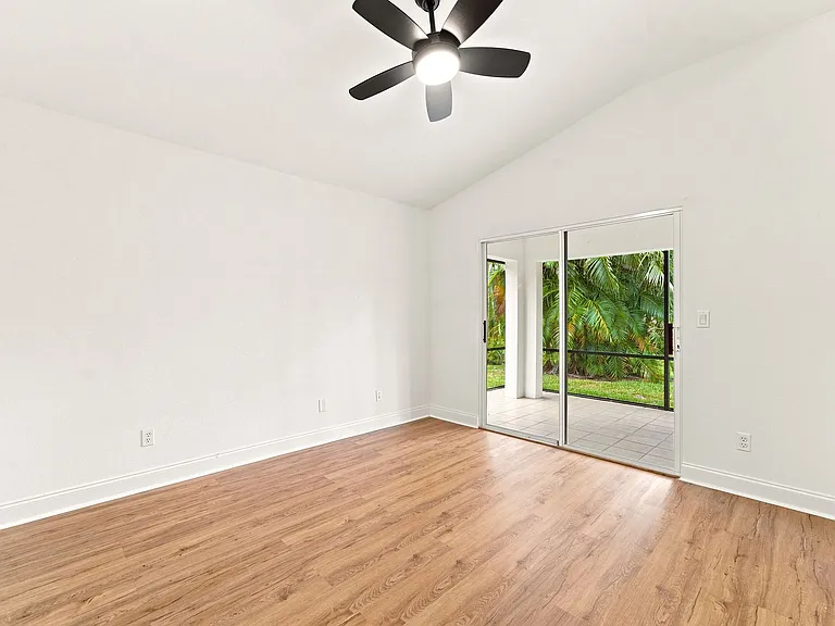3708 Kent Dr — Photo 15