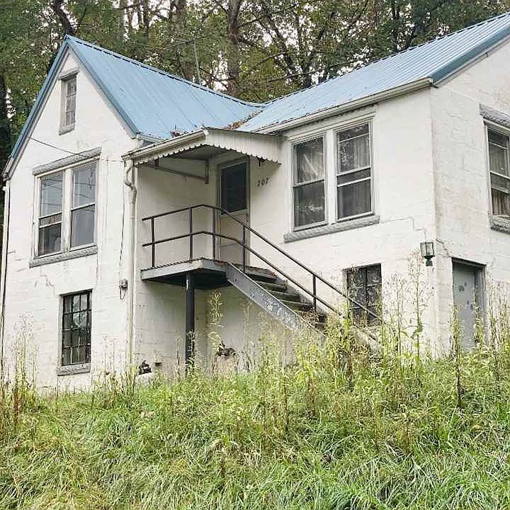 2nd image of 207 Maupin Rd