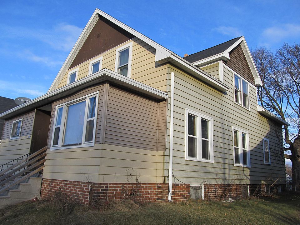 1st image of 825 S 14th St #A