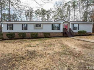 3705 Wyndfair Dr, Fuquay Varina, NC 27526