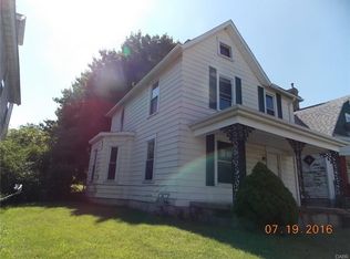 126 N Greenmount Ave, Springfield, OH 45503