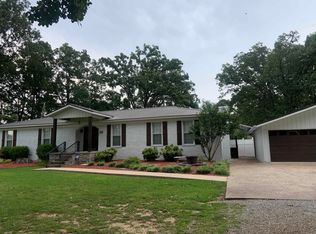 55 Gap Rd, Batesville, AR 72501