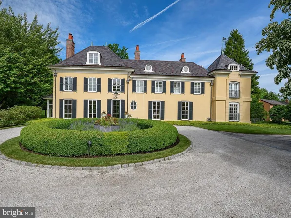 1122 Brynlawn Rd, Villanova, PA 19085