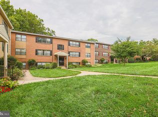 26 Alanbrooke Ct #26F, Towson, MD 21204