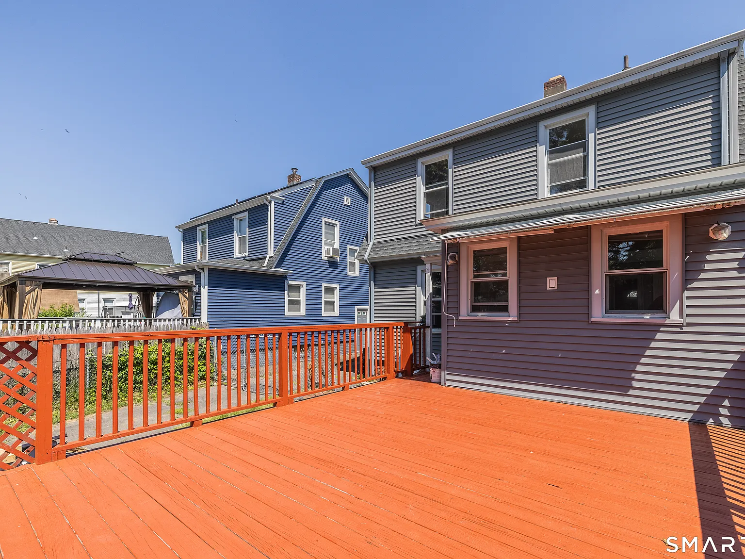 3 bed, 1.5 bath, 1422 sqft, $3,200 — Photo 3