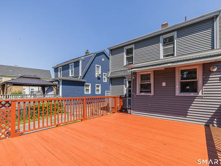 430 Blohm St — Photo 3