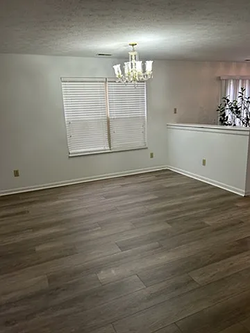 9677 Fireside Ln — Photo 2