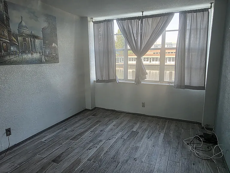 2741 Taft St #109 — Photo 15