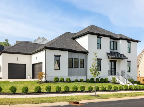 2193 Burgin Dr, Thompsons Station, TN 37179