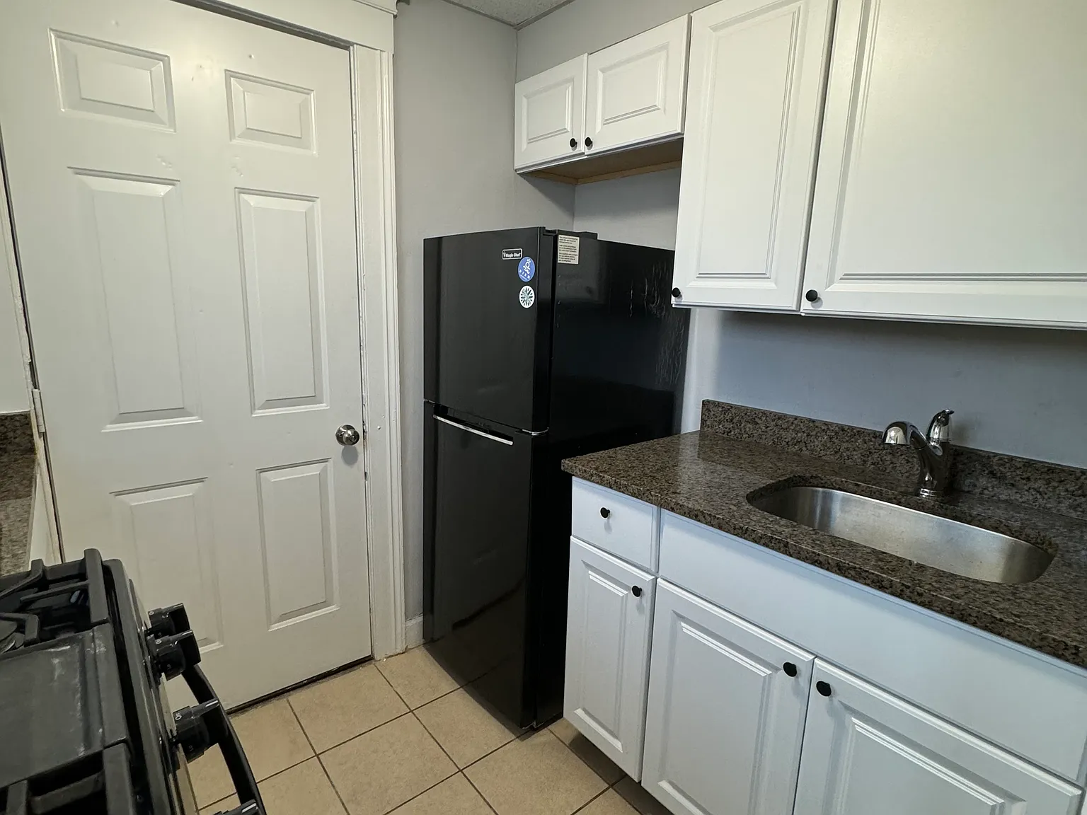 Studio, $1,475 — Photo 3