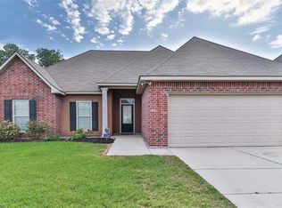 17103 Jamestowne Dr, Prairieville, LA 70769