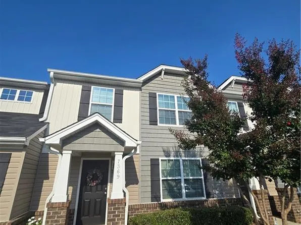 7369 Garett Park Dr, Whitsett, NC 27377
