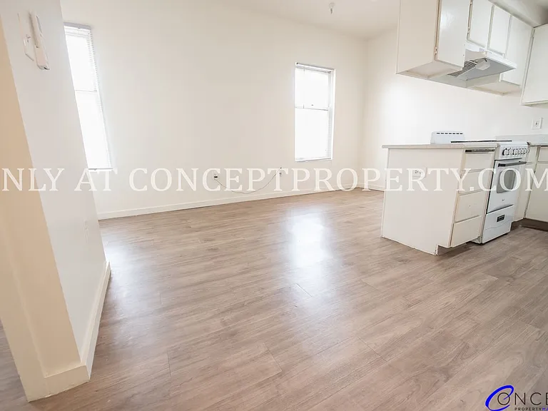 223 E 3rd Ave — Photo 63