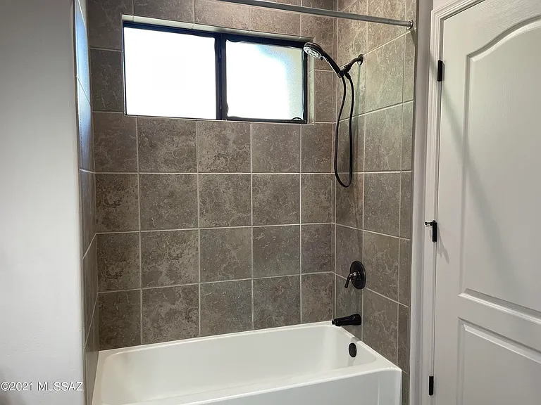 2550 E River Rd #3203 — Photo 19