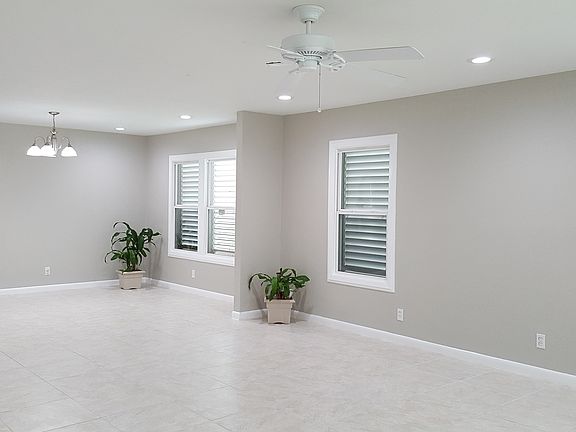 3rd image of 1210 Marine Dr