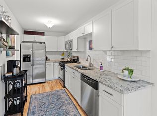 11132 Xavier Ct, Bloomington, MN 55437