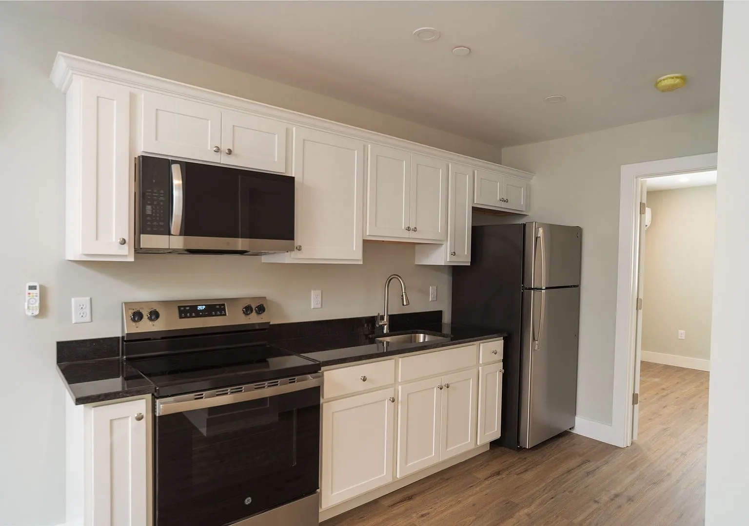 Woodside Village — Photo 1