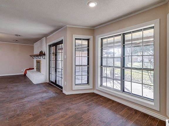 5th image of 42 Jana Dr