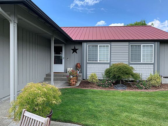 Main house entry in 2020