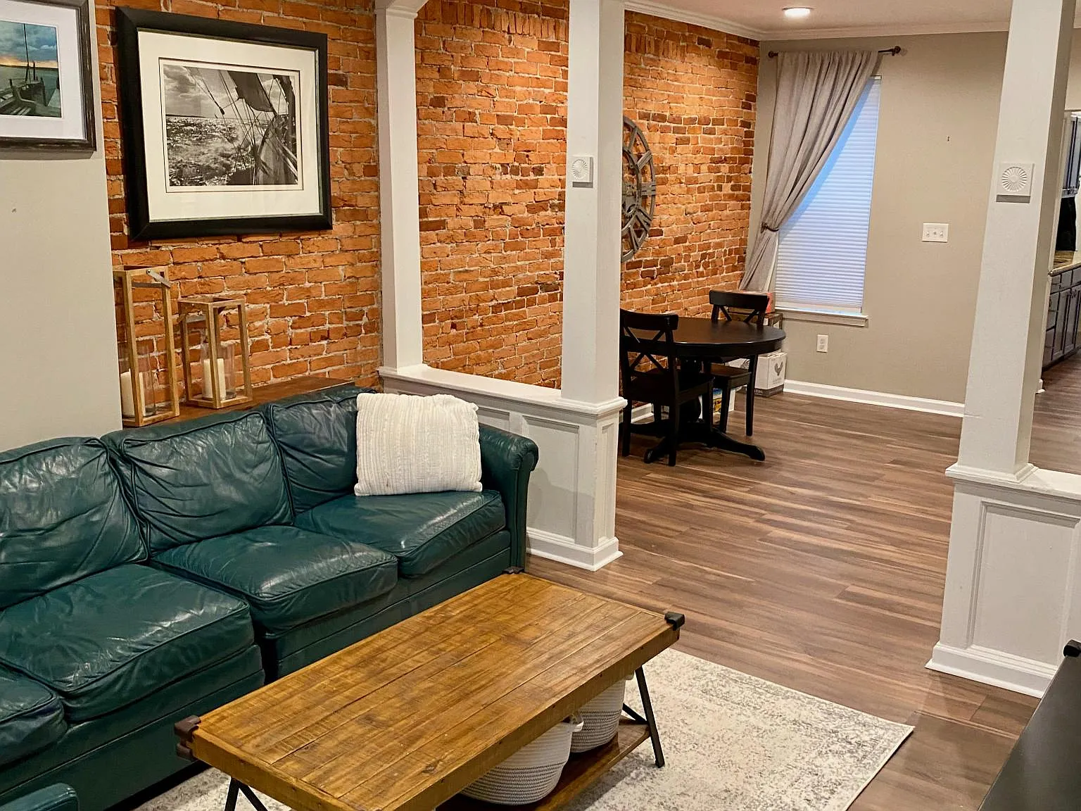 4 bed, 2.5 bath, 1844 sqft, $3,400 — Photo 2