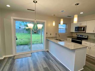 1720 Delaney St, Virginia Beach, VA 23464