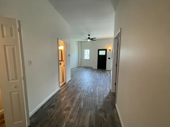 34-36 Albany Ave, Troy, NY 12183