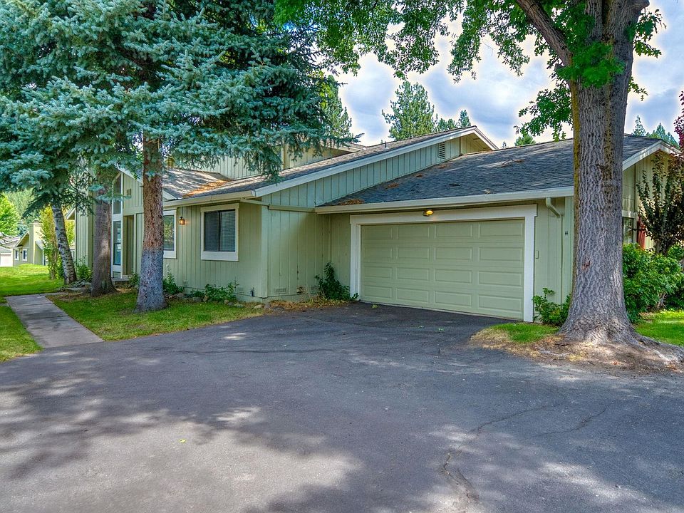 1st image of 44 Aspen Cir