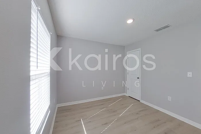 2799 W Sheila Dr — Photo 8