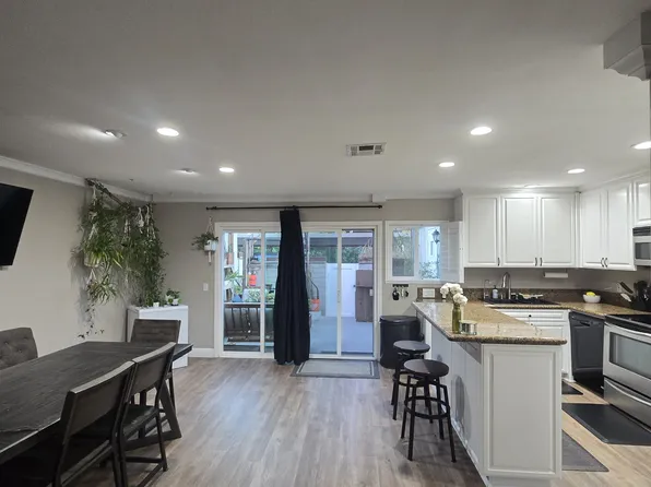 21799 Lake Vista Dr, Lake Forest, CA 92630